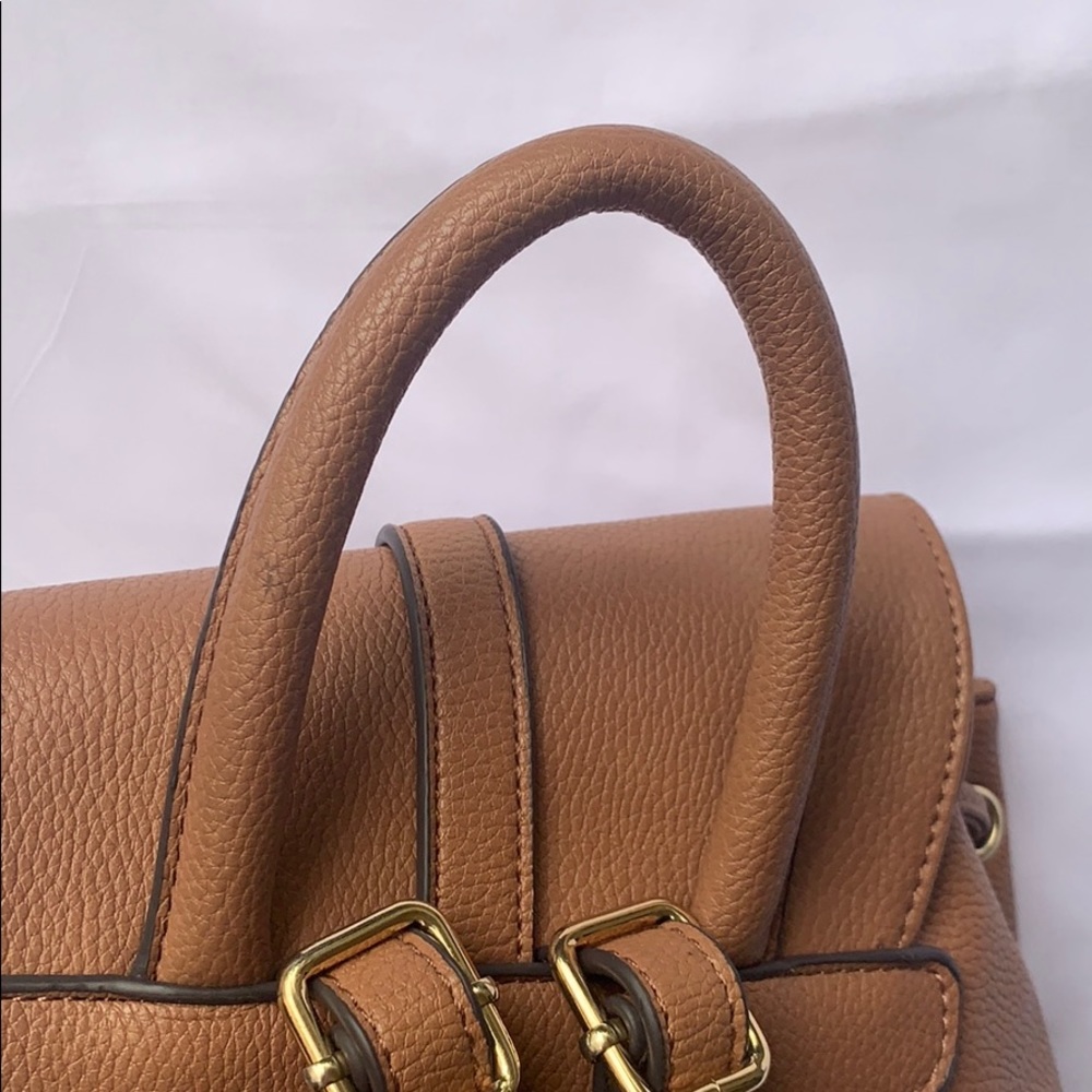 Neutral Backpack - Picture 11 of 11